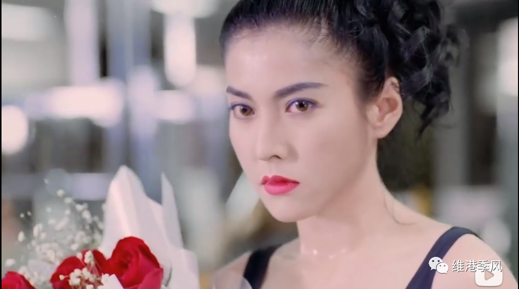 李婉华，1968年生于香港，加入过TVB和ATV，前男友是影帝吴镇宇，另一个前男友是何家劲，都是在拍戏时认识、相恋。和吴镇宇是拍摄TVB剧集《公私三文治》，何家劲是拍摄《马永贞》时在一起。